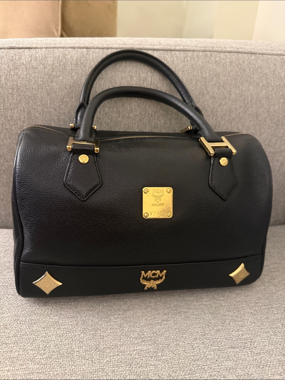 MCM Black Pebbled Satchel Top Handle Bag Zip Closure Gold HW Logo MCM Boston bag